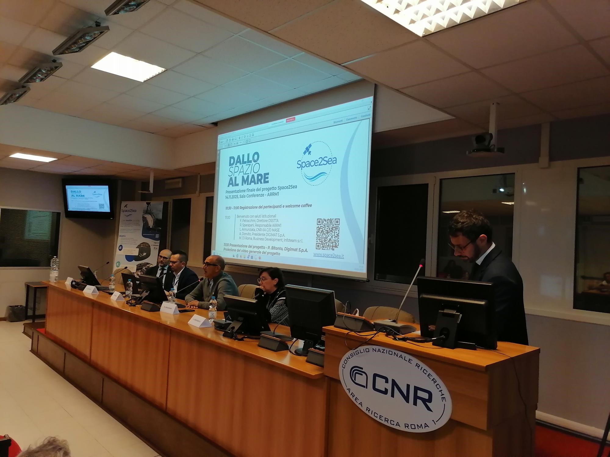 1 ESA's Hera mission for asteroid planetary defence seen aboard its Falcon 9 launcher upper stage. CREDIT ESA - Science Office, LICENCE ESA Standard Licence