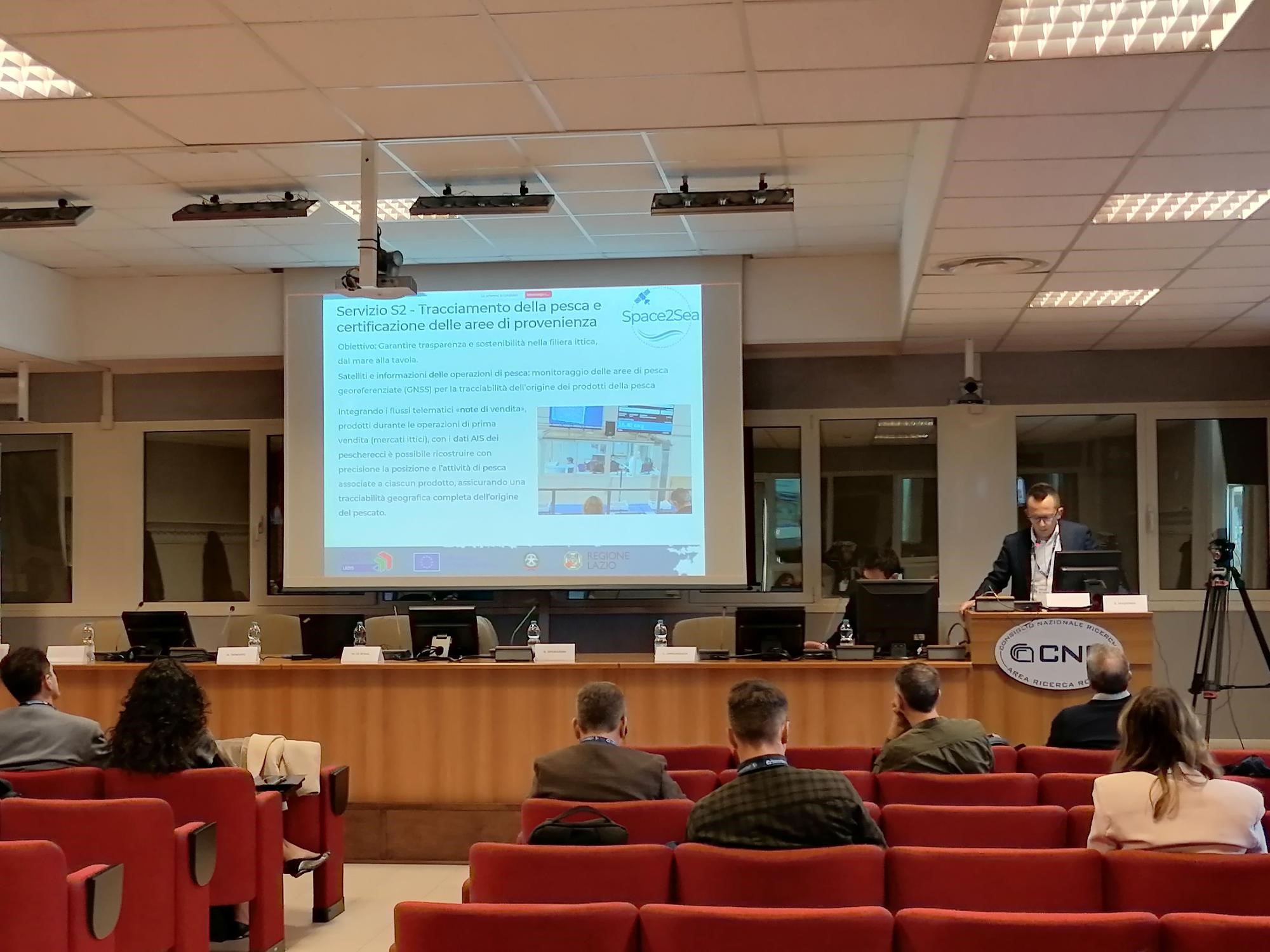 foto2 ESA's Hera mission for asteroid planetary defence seen aboard its Falcon 9 launcher upper stage. CREDIT ESA - Science Office, LICENCE ESA Standard Licence